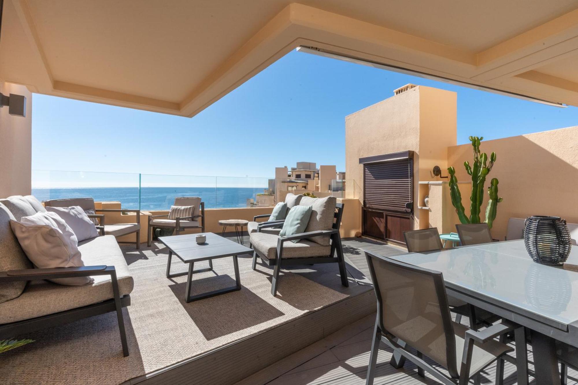 Bahia Boutique Apartments Estepona Bagian luar foto