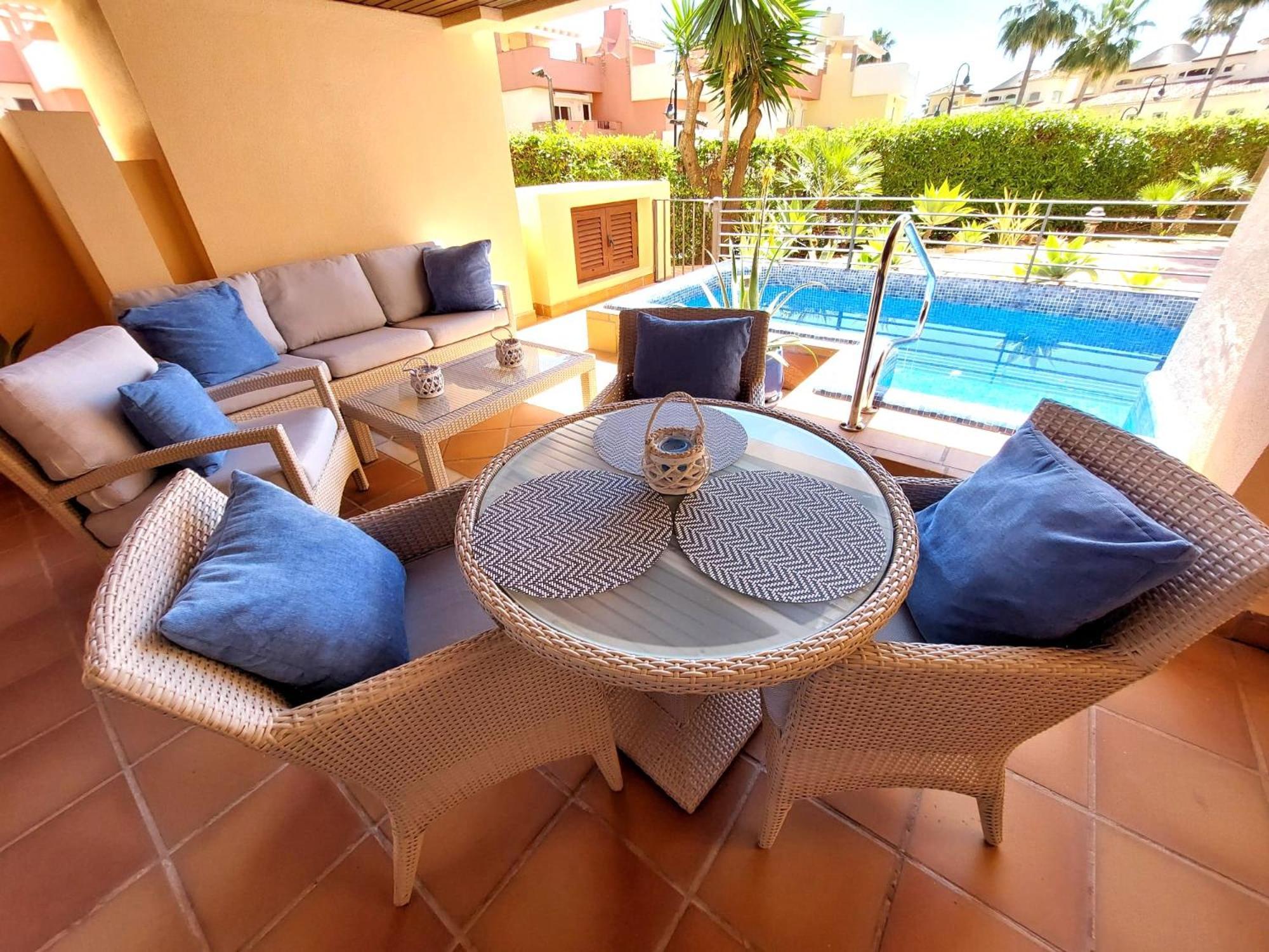 Bahia Boutique Apartments Estepona Bagian luar foto