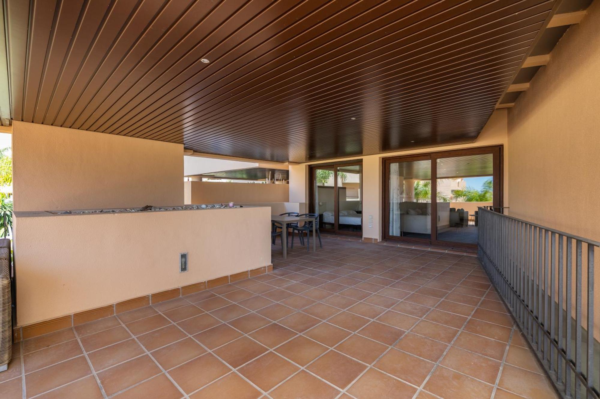 Bahia Boutique Apartments Estepona Bagian luar foto