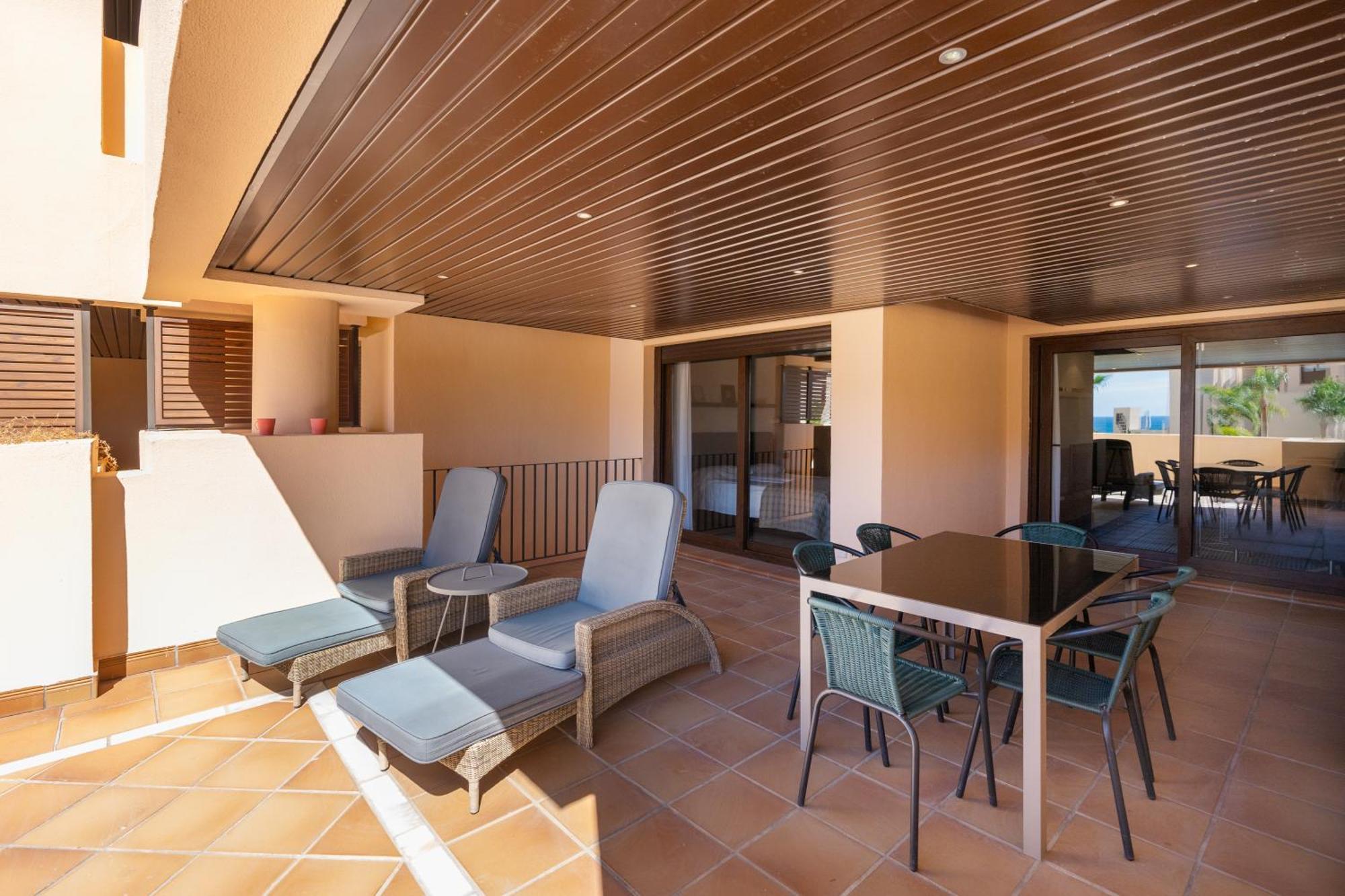Bahia Boutique Apartments Estepona Bagian luar foto