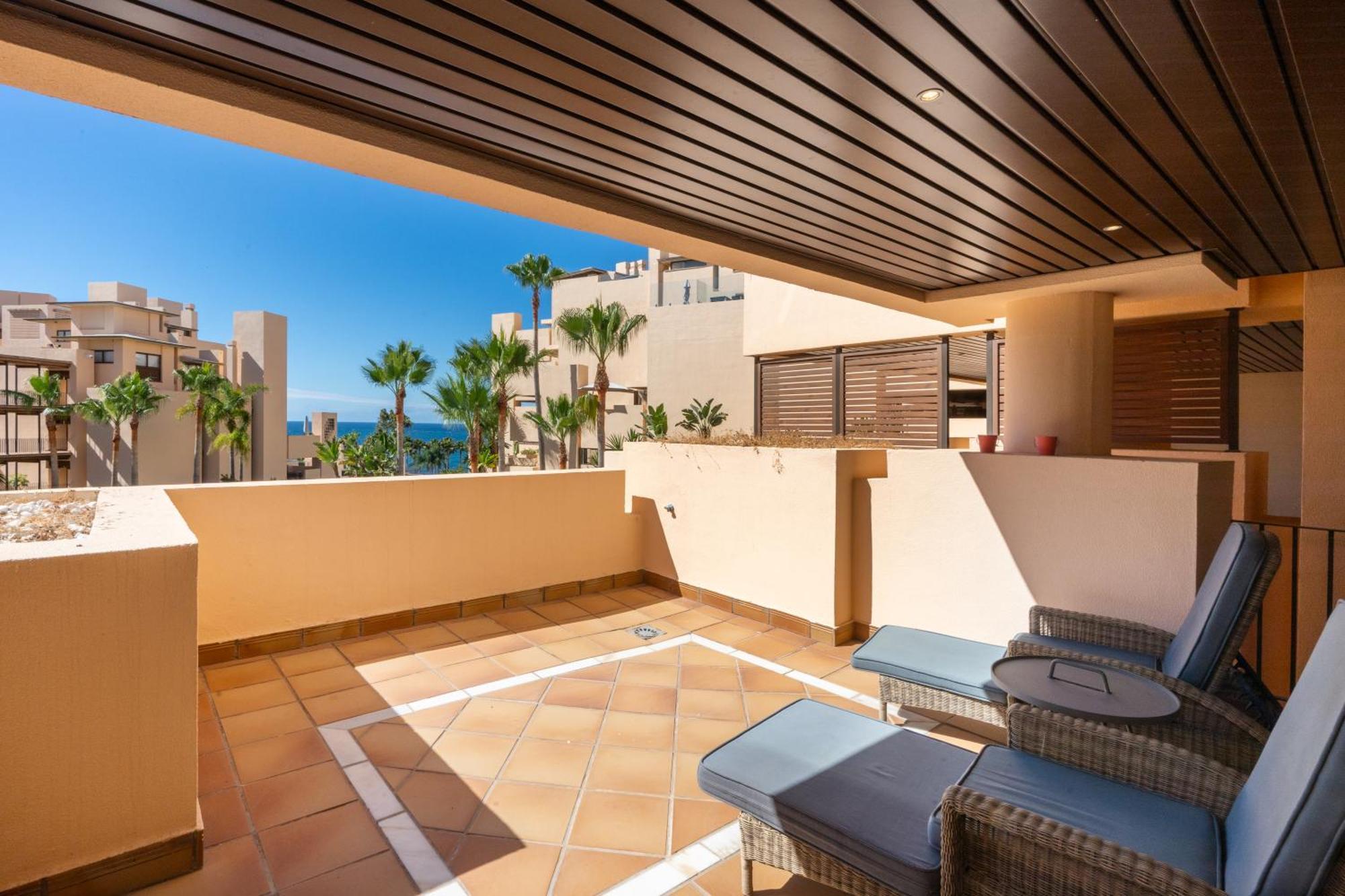 Bahia Boutique Apartments Estepona Bagian luar foto