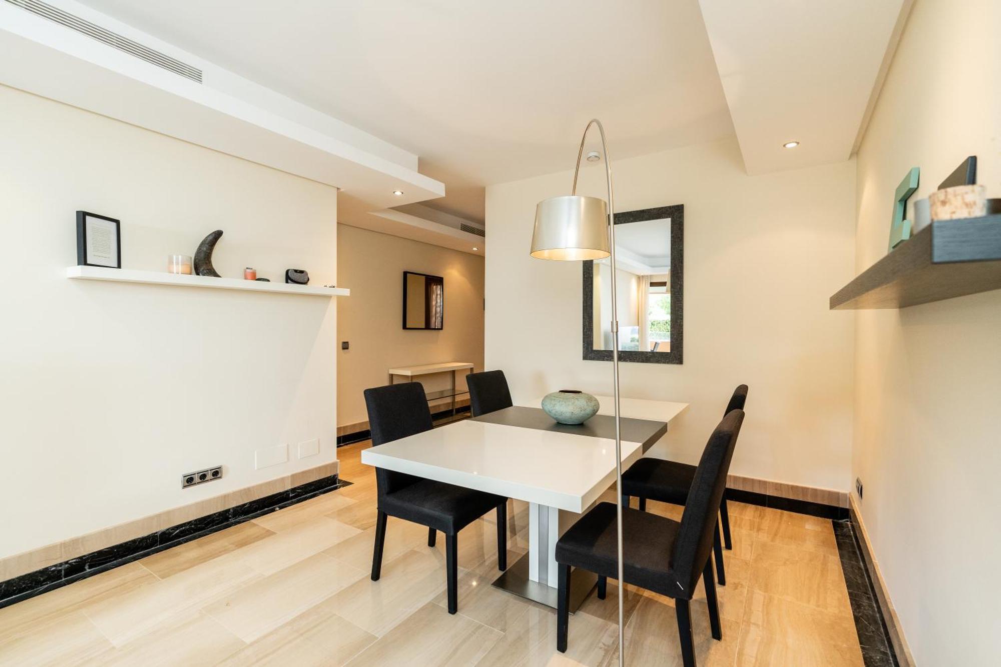 Bahia Boutique Apartments Estepona Bagian luar foto